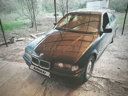 BMW 320 1992 года за 850 000 тг. в Уральск