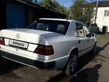 Mercedes-Benz E 200 1989 года за 1 400 000 тг. в Атбасар – фото 5