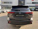 Toyota Highlander 2022 годаfor23 500 000 тг. в Алматы – фото 4