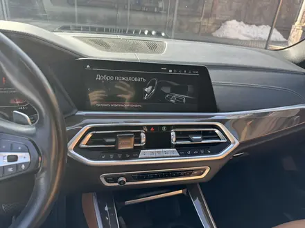 BMW X5 2022 года за 36 500 000 тг. в Алматы – фото 13