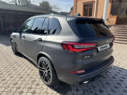 BMW X5 2022 года за 36 500 000 тг. в Алматы