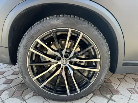 BMW X5 2022 года за 36 500 000 тг. в Алматы – фото 7