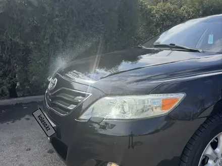 Toyota Camry 2010 года за 7 600 000 тг. в Тараз – фото 10