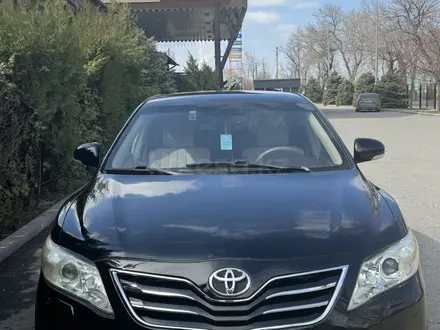 Toyota Camry 2010 года за 7 600 000 тг. в Тараз