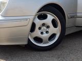 Mercedes-Benz E 280 2001 годаfor7 000 000 тг. в Шымкент