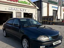 Toyota Avensis, 1998