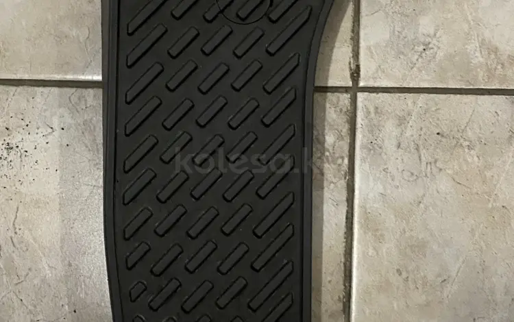 Порог салона второй ряд за 10 000 тг. в Алматы