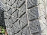 Пара зимних шин Bridgestone за 20 000 тг. в Алматы – фото 2