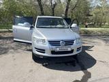 Volkswagen Touareg 2008 годаүшін7 000 000 тг. в Астана