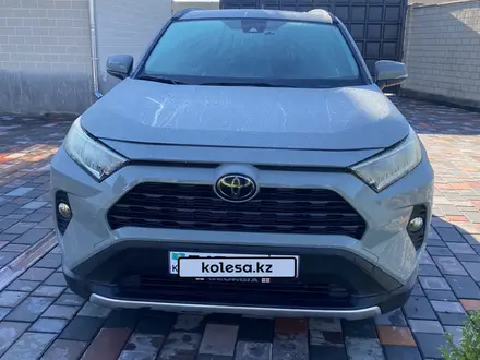 Toyota RAV4 2020 года за 16 500 000 тг. в Тараз