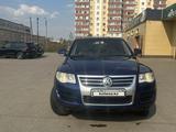 Volkswagen Touareg 2008 года за 7 800 000 тг. в Петропавловск – фото 2