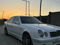 Mercedes-Benz E 280 1997 годаfor3 600 000 тг. в Тараз – фото 2