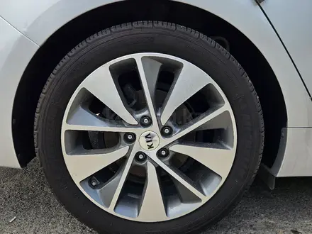 Kia K5 2016 года за 9 600 000 тг. в Алматы – фото 16