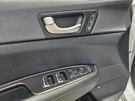 Kia K5 2016 года за 9 600 000 тг. в Алматы – фото 22