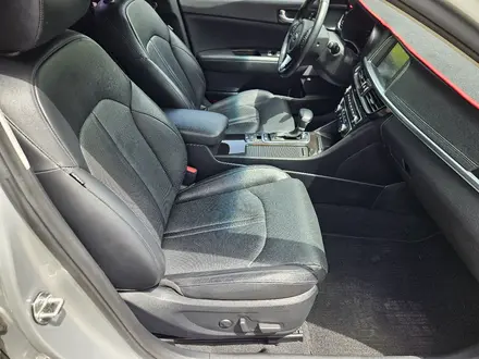 Kia K5 2016 года за 9 600 000 тг. в Алматы – фото 28