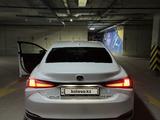 Lexus ES 250 2023 года за 29 000 000 тг. в Астана – фото 3
