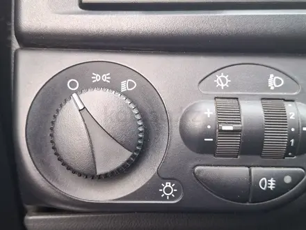 ВАЗ (Lada) Priora 2171 2013 года за 3 100 000 тг. в Уральск – фото 9