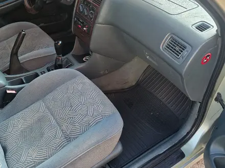 Toyota Avensis 1999 года за 2 500 000 тг. в Астана – фото 12