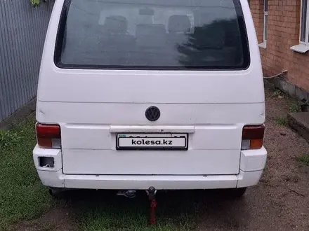 Volkswagen Multivan 1993 года за 3 000 000 тг. в Акколь (Аккольский р-н) – фото 4