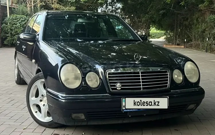 Mercedes-Benz E 320 1998 года за 5 000 000 тг. в Алматы