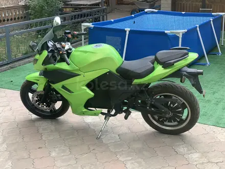 Kawasaki  Ninja 300 2021 года за 900 000 тг. в Алматы – фото 2
