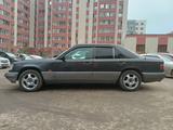 Mercedes-Benz E 220 1994 года за 2 500 000 тг. в Астана – фото 2