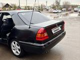 Mercedes-Benz C 200 1995 года за 1 500 000 тг. в Алматы – фото 2