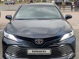 Toyota Camry 2018 годаfor13 500 000 тг. в Астана