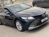 Toyota Camry 2018 годаfor13 500 000 тг. в Астана – фото 2