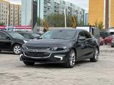 Chevrolet Malibu 2017 года за 6 590 000 тг. в Алматы – фото 2