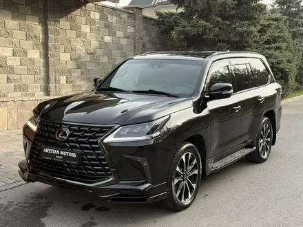 Lexus LX 570 2020 года за 56 000 000 тг. в Алматы – фото 2