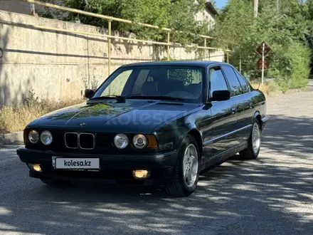 BMW 520 1993 года за 2 000 000 тг. в Шымкент – фото 3
