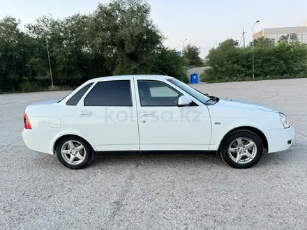 ВАЗ (Lada) Priora 2170 2013 года за 1 800 000 тг. в Семей – фото 2