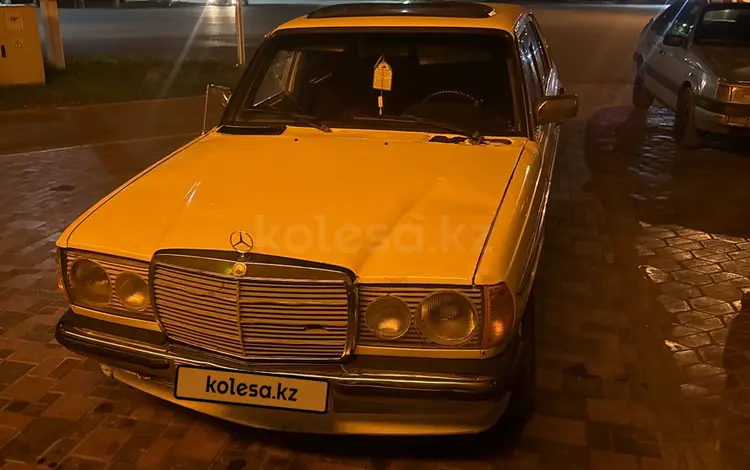 Mercedes-Benz E 200 1982 года за 450 000 тг. в Кызылорда