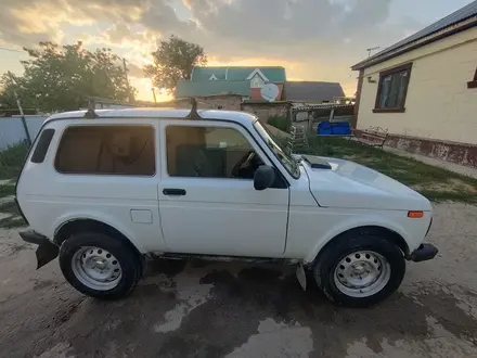 ВАЗ (Lada) Lada 2121 2017 года за 3 500 000 тг. в Актобе – фото 10