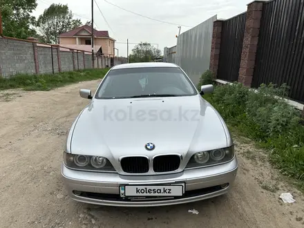 BMW 525 2001 года за 5 000 000 тг. в Алматы – фото 9