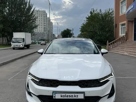 Kia K5 2022 года за 15 500 000 тг. в Алматы – фото 2