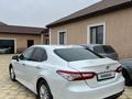 Toyota Camry 2018 годаfor12 800 000 тг. в Атырау – фото 4