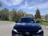 Toyota Camry 2019 года за 13 500 000 тг. в Тараз – фото 2
