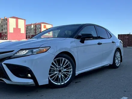 Toyota Camry 2018 года за 12 500 000 тг. в Актау