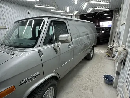 Chevrolet Chevy Van 1992 года за 7 500 000 тг. в Шымкент – фото 2