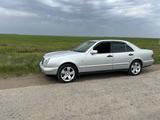Mercedes-Benz E 230 1997 года за 2 850 000 тг. в Караганда – фото 2
