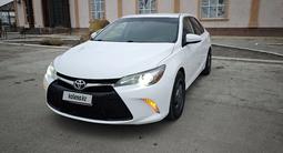 Toyota Camry 2016 года за 7 500 000 тг. в Актау – фото 2