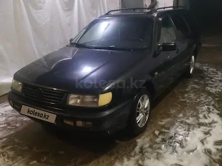 Volkswagen Passat 1994 года за 1 600 000 тг. в Жезкент – фото 5