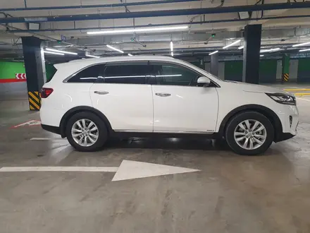 Kia Sorento 2019 года за 15 700 000 тг. в Алматы – фото 10