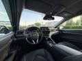 Toyota Camry 2023 года за 14 500 000 тг. в Кокшетау – фото 19