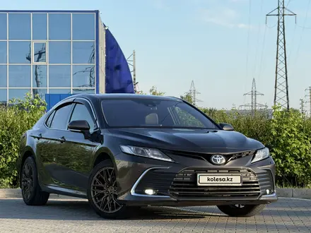 Toyota Camry 2023 года за 14 500 000 тг. в Кокшетау