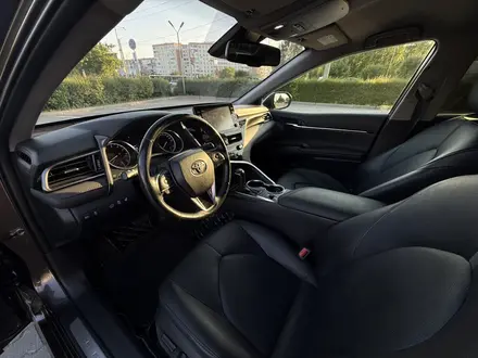 Toyota Camry 2023 года за 14 500 000 тг. в Кокшетау – фото 23