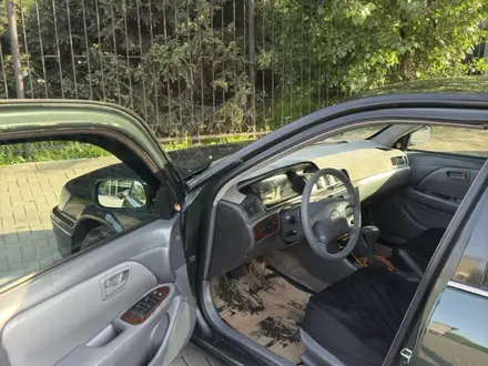 Toyota Camry 2000 года за 4 111 114 тг. в Алматы – фото 23