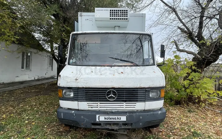 Mercedes-Benz  809D 1987 года за 4 200 000 тг. в Аягоз